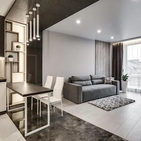 новобудова трускавецька, автовокзал, шувар,кінг крос * Lwów