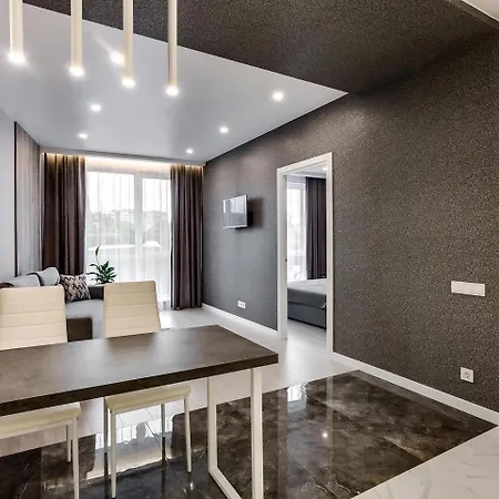 новобудова трускавецька, автовокзал, шувар,кінг крос Lwów